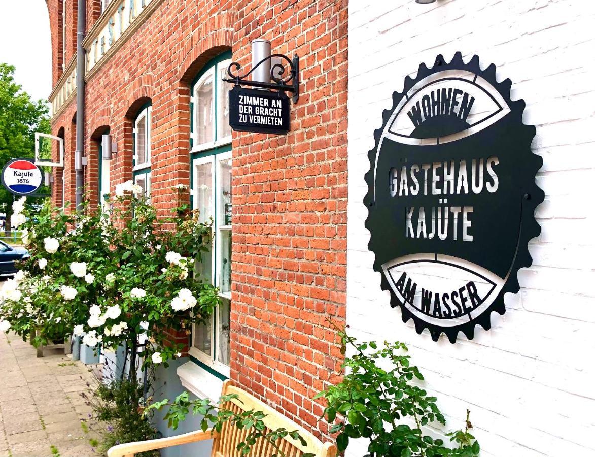 Gaestehaus Kajuete Direkt Am Wasser Friedrichstadt Dış mekan fotoğraf