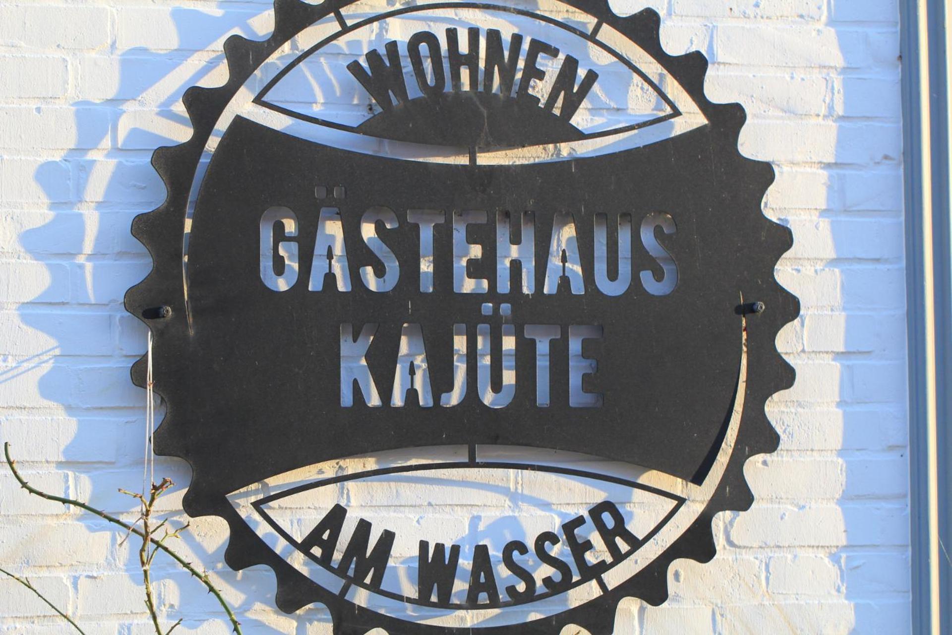 Gaestehaus Kajuete Direkt Am Wasser Friedrichstadt Dış mekan fotoğraf